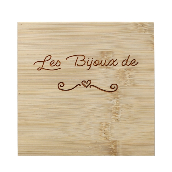 Boite à bijoux en bois coeur personnalisée