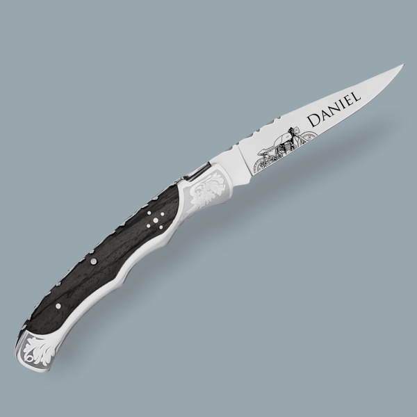 Couteau laguiole baroque gravé