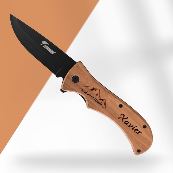 Couteau léopard en bois lame noir personnalisé