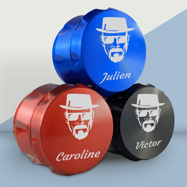 Grinder relief gravé avec votre prénom - Modèle Mr White