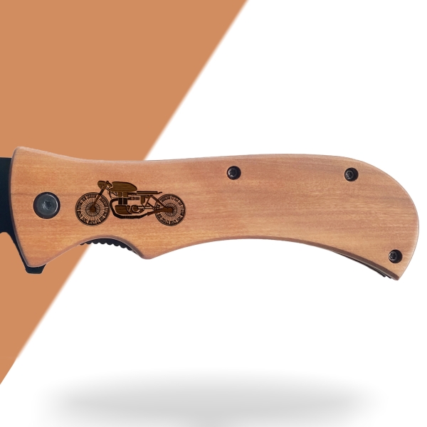 Couteau léopard en bois lame noir personnalisé