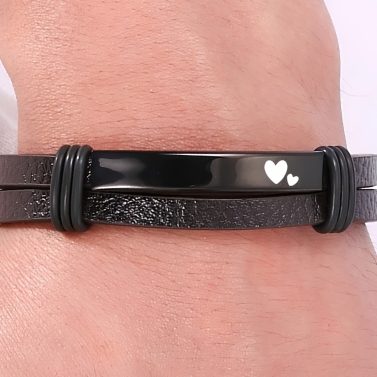 Bracelet personnalisé pour homme plaque noire - Modèle Coeur