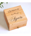 Boite à bijoux en bois coeur personnalisée