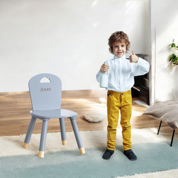 Chaise enfant grise à personnaliser