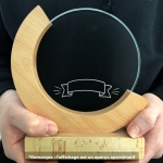 Trophée en verre personnalisé - Modèle rond base bambou - Texte