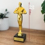 Trophée statuette dorée personnalisée