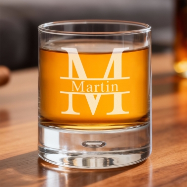 Verre personnalisé avec prénom whisky - Modèle Majuscule