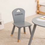 Chaise enfant grise à personnaliser