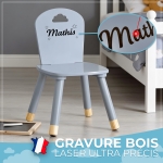 Chaise enfant grise à personnaliser