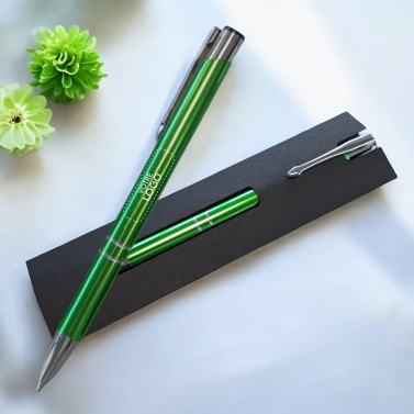 Stylo vert en acier inoxydable personnalisé avec votre logo