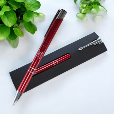 Stylo rouge en acier inoxydable personnalisé avec votre logo