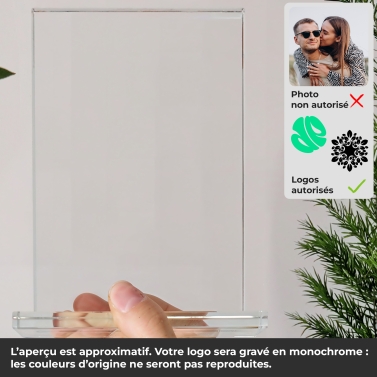 Trophée en verre personnalisé avec votre logo - Modèle rectangulaire