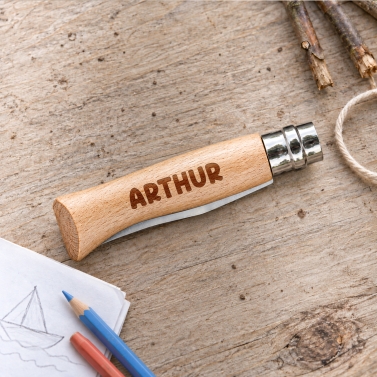 Opinel n°7 pour enfant avec manche gravé